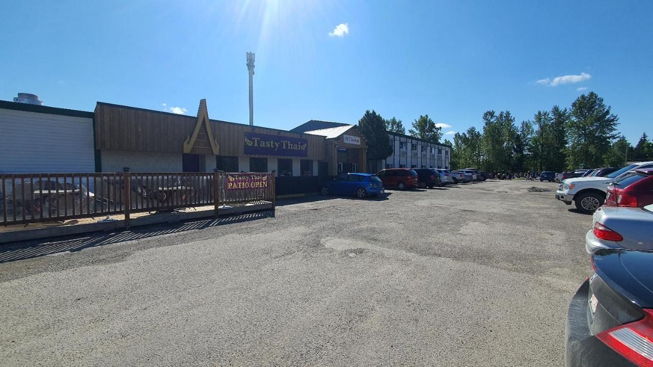 Sundre Motor Inn Exterior foto
